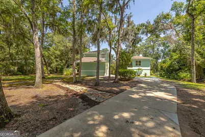123 Plemmons Drive, Saint Simons, GA 31522 - Photo 5