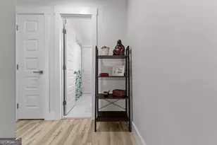 711 E 32nd St, Savannah, GA 31401 - Photo 41