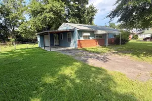 208 Crescent Dr, Warner Robins, GA 31093 - Photo 3