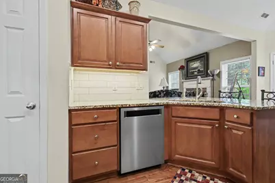 63 Avondale, Newnan, GA 30265 - Photo 35
