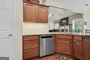 63 Avondale, Newnan, GA 30265 - Photo 35