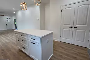 513 Harris St, Monroe, GA 30655 - Photo 13