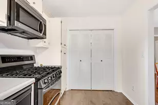 605 Dunbar Dr, Atlanta, GA 30338 - Photo 11