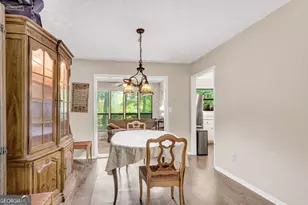 605 Dunbar Dr, Atlanta, GA 30338 - Photo 7