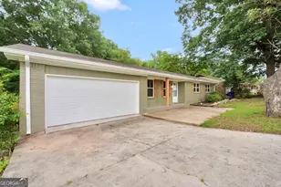 1558 Tanglewood Way NW, Conyers, GA 30012 - Photo 5