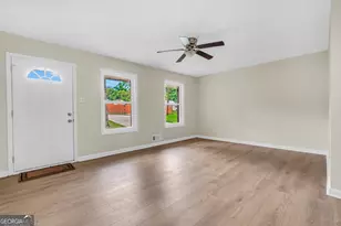 1558 Tanglewood Way NW, Conyers, GA 30012 - Photo 9