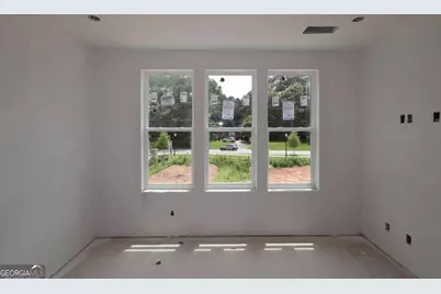 646 Memphis Drive, Scottdale, GA 30079 - Photo 9
