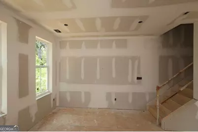 650 Memphis Drive, Scottdale, GA 30079 - Photo 11