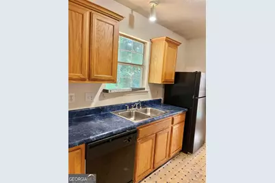5781 Eagles Feather Lane, Riverdale, GA 30274 - Photo 9