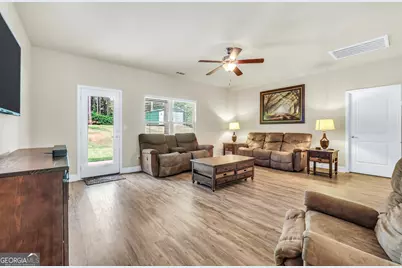 1002 Yorkshire Drive, Griffin, GA 30223 - Photo 17