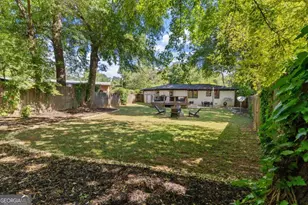 702 Burbank Dr SE, Smyrna, GA 30080 - Photo 21