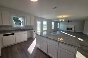 43 Champions Ln, Winder, GA 30680 - Photo 5