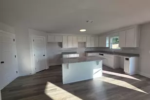 43 Champions Ln, Winder, GA 30680 - Photo 3
