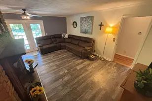 152 Crest Dr, Cochran, GA 31014 - Photo 17