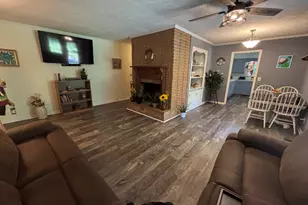 152 Crest Dr, Cochran, GA 31014 - Photo 17