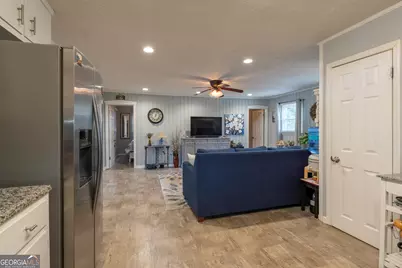 884 S Lake Drive, East Dublin, GA 31027 - Photo 11