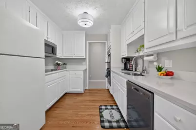 1074 Westchester Drive SW, Lilburn, GA 30047 - Photo 15