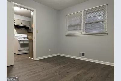 4522 Ridge Drive, Forest Park, GA 30297 - Photo 7
