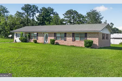 114 Beaver Drive, Blackshear, GA 31516 - Photo 3