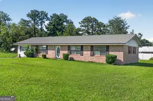 114 Beaver Dr, Blackshear, GA 31516 - Photo 3