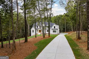 242 Carriage Ave, Jefferson, GA 30549 - Photo 3