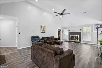 365 Cook Drive, Ellenwood, GA 30294 - Photo 5