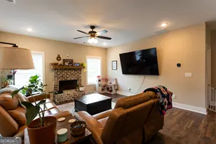 970 Jackson Lake Rd, Mansfield, GA 30055 - Photo 5