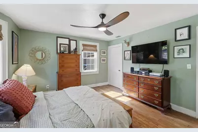 2301 E 40th Street, Savannah, GA 31404 - Photo 15