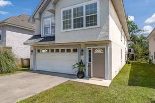 614 Cedar St, Saint Simons, GA 31522 - Photo 1