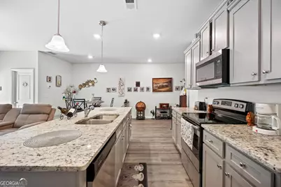 7503 Knoll Hollow Road, Lithonia, GA 30058 - Photo 7