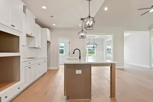 17 Cloverhurst Dr, Newnan, GA 30263 - Photo 9