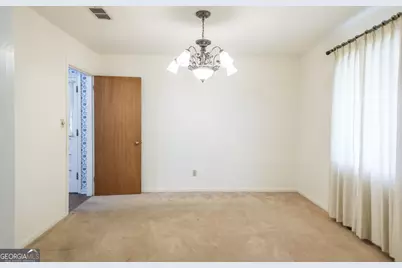 705 Beville Street, Waycross, GA 31501 - Photo 15