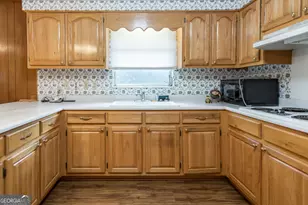 705 Beville St, Waycross, GA 31501 - Photo 21