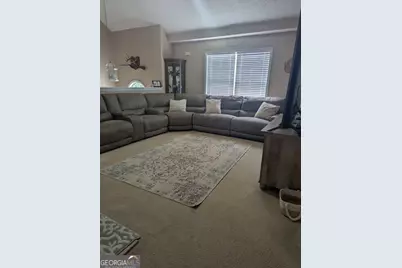 1524 Queen Elizabeth Drive, Locust Grove, GA 30248 - Photo 9