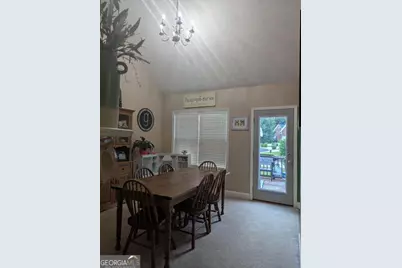 1524 Queen Elizabeth Drive, Locust Grove, GA 30248 - Photo 3