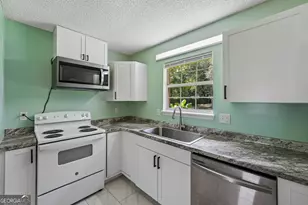 310 Watts St, Saint Marys, GA 31558 - Photo 17