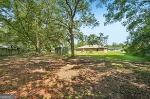 310 Watts St, Saint Marys, GA 31558 - Photo 5