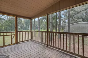 176 Barn Road Circle, Jesup, GA 31545 - Photo 5