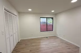 352 N Peak Dr, Alpharetta, GA 30022 - Photo 11