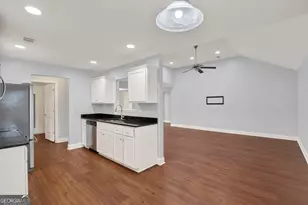 115 Wall St, Savannah, GA 31405 - Photo 13