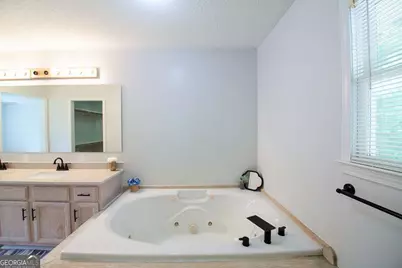 102 Lindsey Court NE, Calhoun, GA 30701 - Photo 39