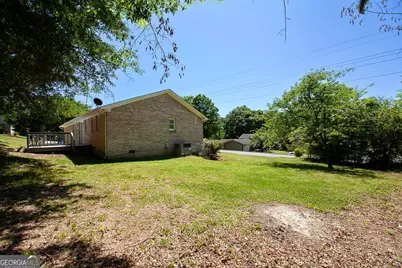 102 Lindsey Court NE, Calhoun, GA 30701 - Photo 3