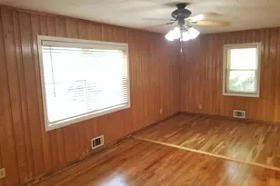 5066 Phillips Dr, Forest Park, GA 30297 - Photo 13