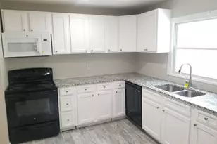 2467 Calvin Ave, East Point, GA 30344 - Photo 5