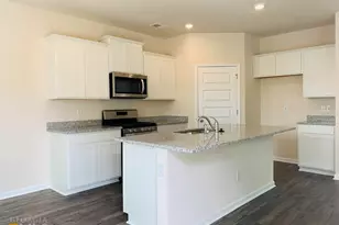 49 Lauritsen Way, Newnan, GA 30265 - Photo 3