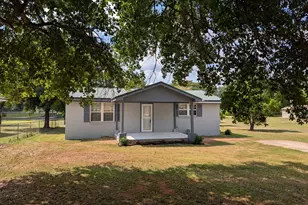 450 Annie P Henderson Dr, Social Circle, GA 30025 - Photo 1