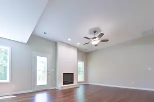 110 Fuller Ct, Grantville, GA 30220 - Photo 5