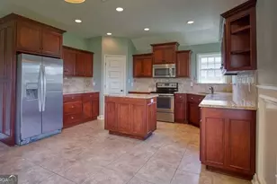 4077 McKenzie Ln, Valdosta, GA 31605 - Photo 3