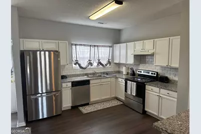 3150 Oakley Place # 27, Union City, GA 30291 - Photo 5