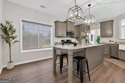2021 Crestview Way, Woodstock, GA 30188 - Photo 5